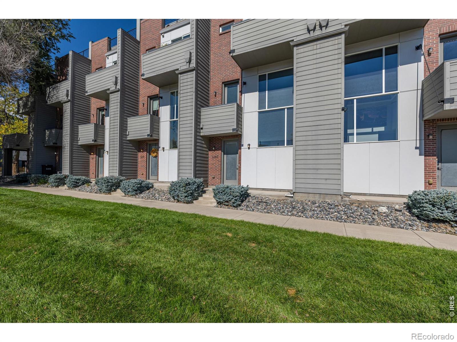 MLS Image #3 for 3265 w 17th avenue ,denver, Colorado