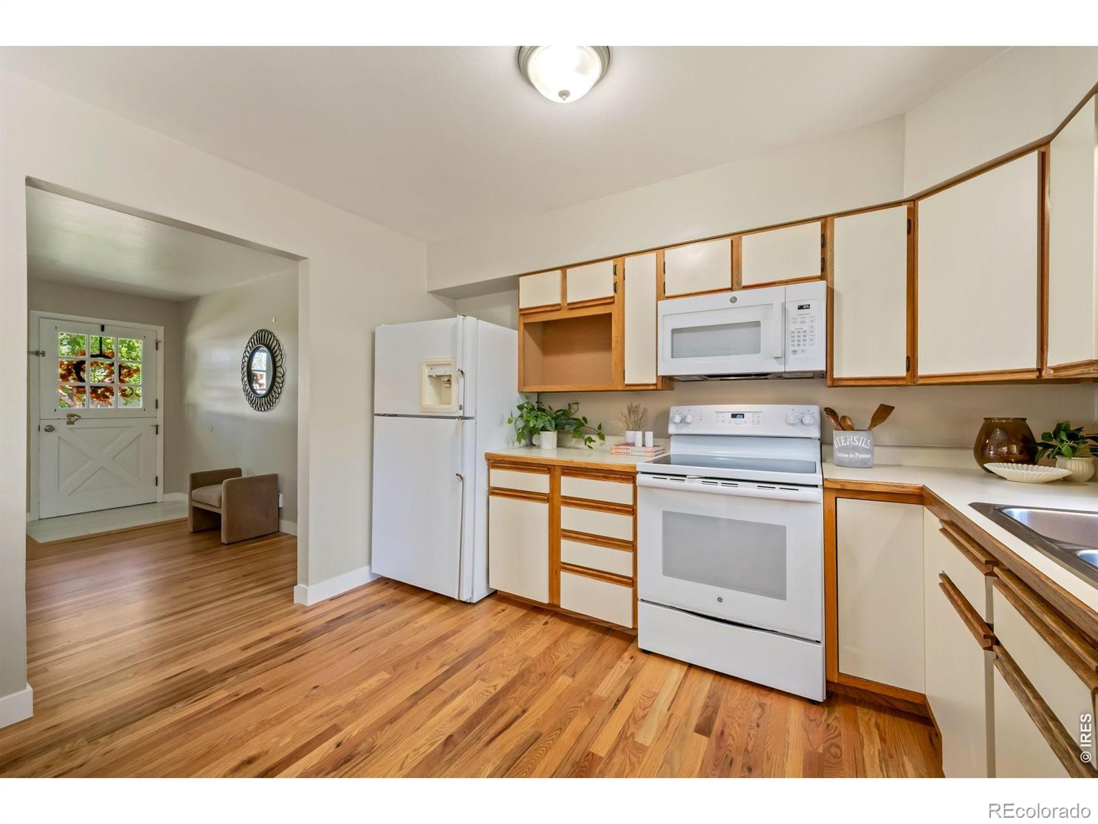 MLS Image #10 for 1025  montview road,fort collins, Colorado