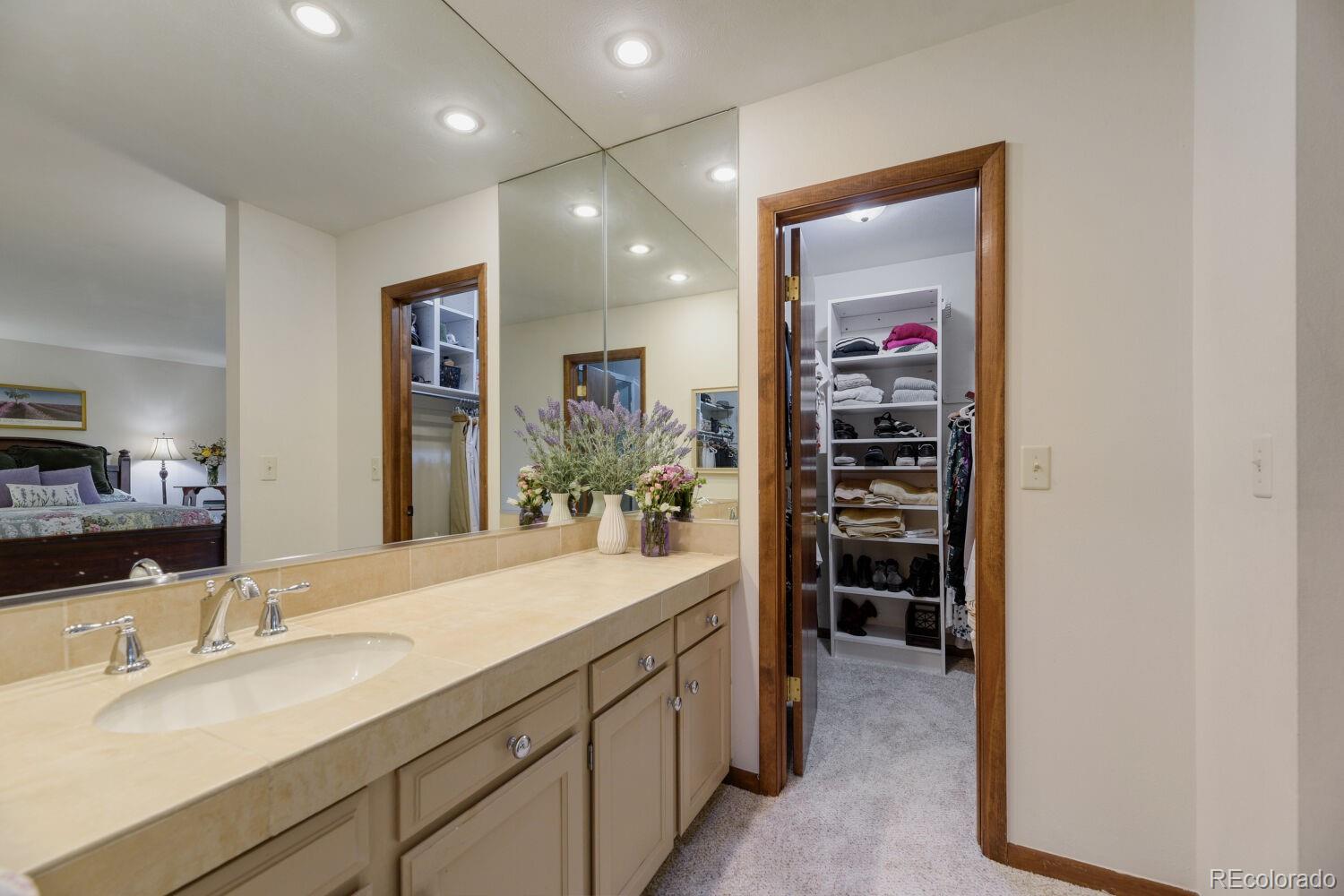 MLS Image #12 for 2596 s joliet court,aurora, Colorado