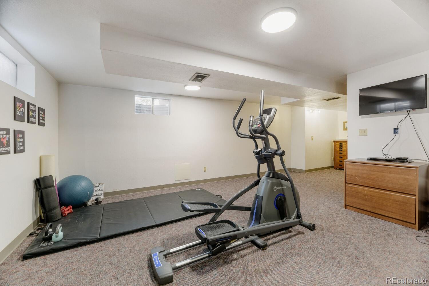 MLS Image #19 for 2596 s joliet court,aurora, Colorado