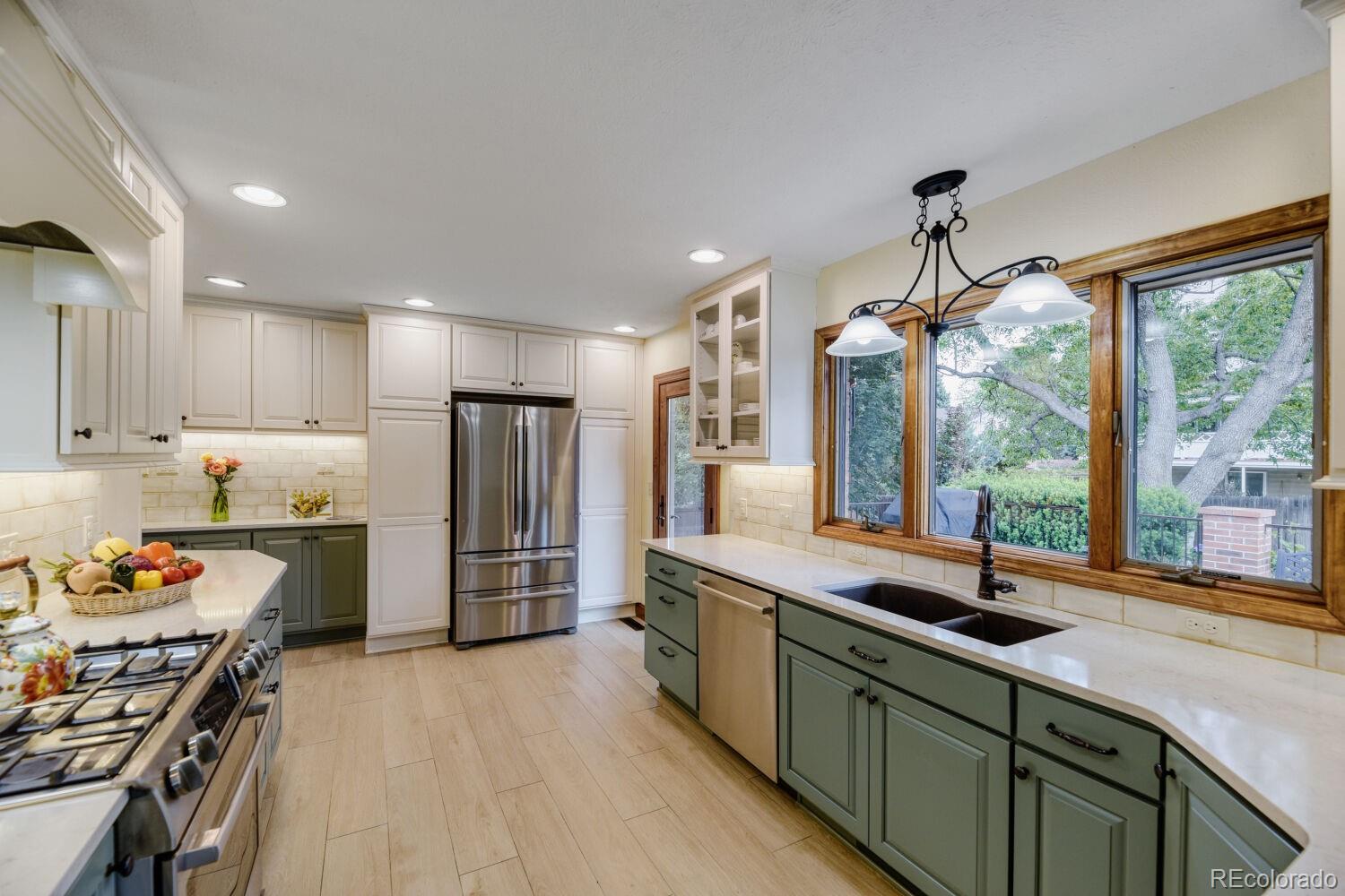 MLS Image #6 for 2596 s joliet court,aurora, Colorado