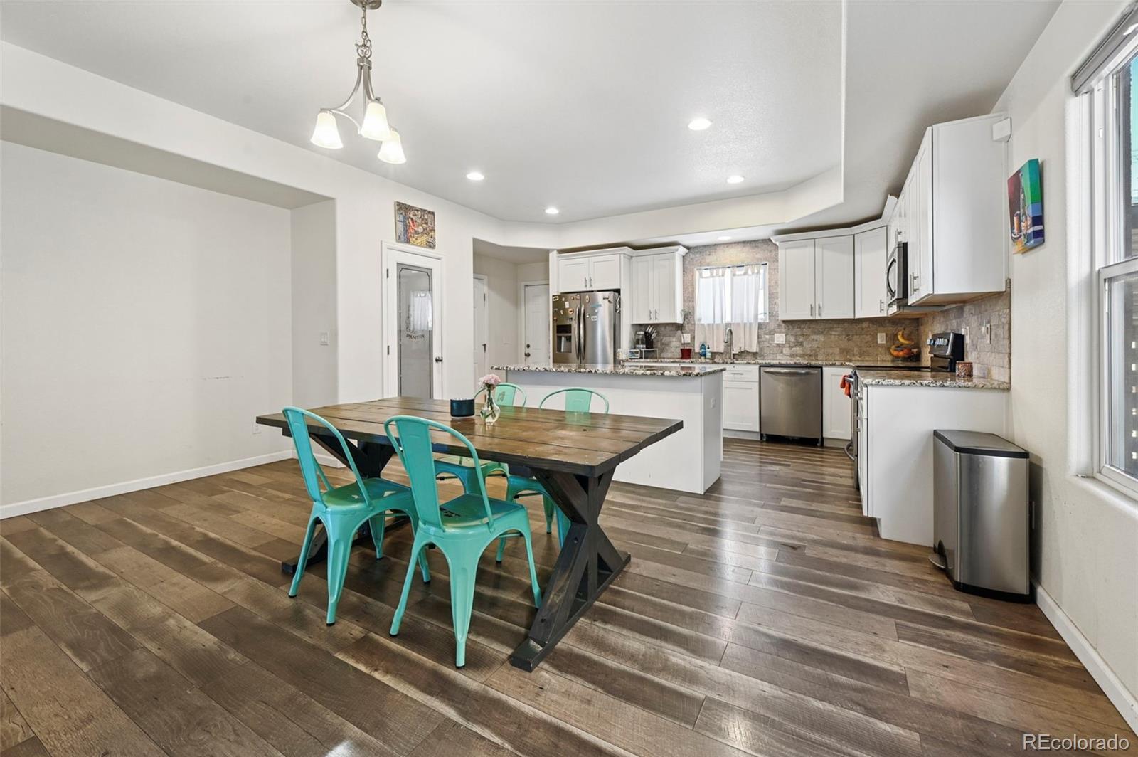 MLS Image #11 for 734 n walnut street,colorado springs, Colorado