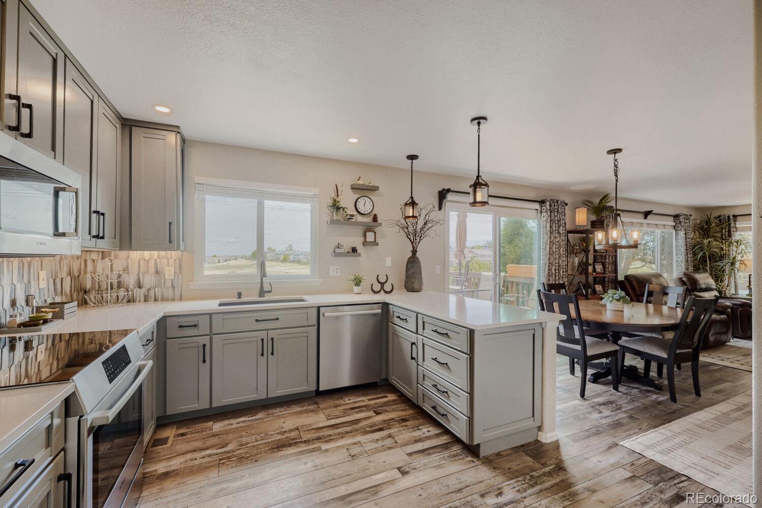 MLS Image #3 for 834 s carlton street,castle rock, Colorado