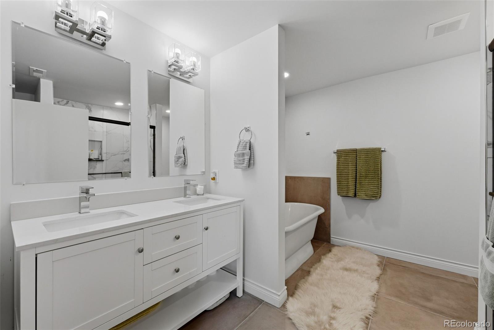 MLS Image #16 for 2060  dover street,lakewood, Colorado