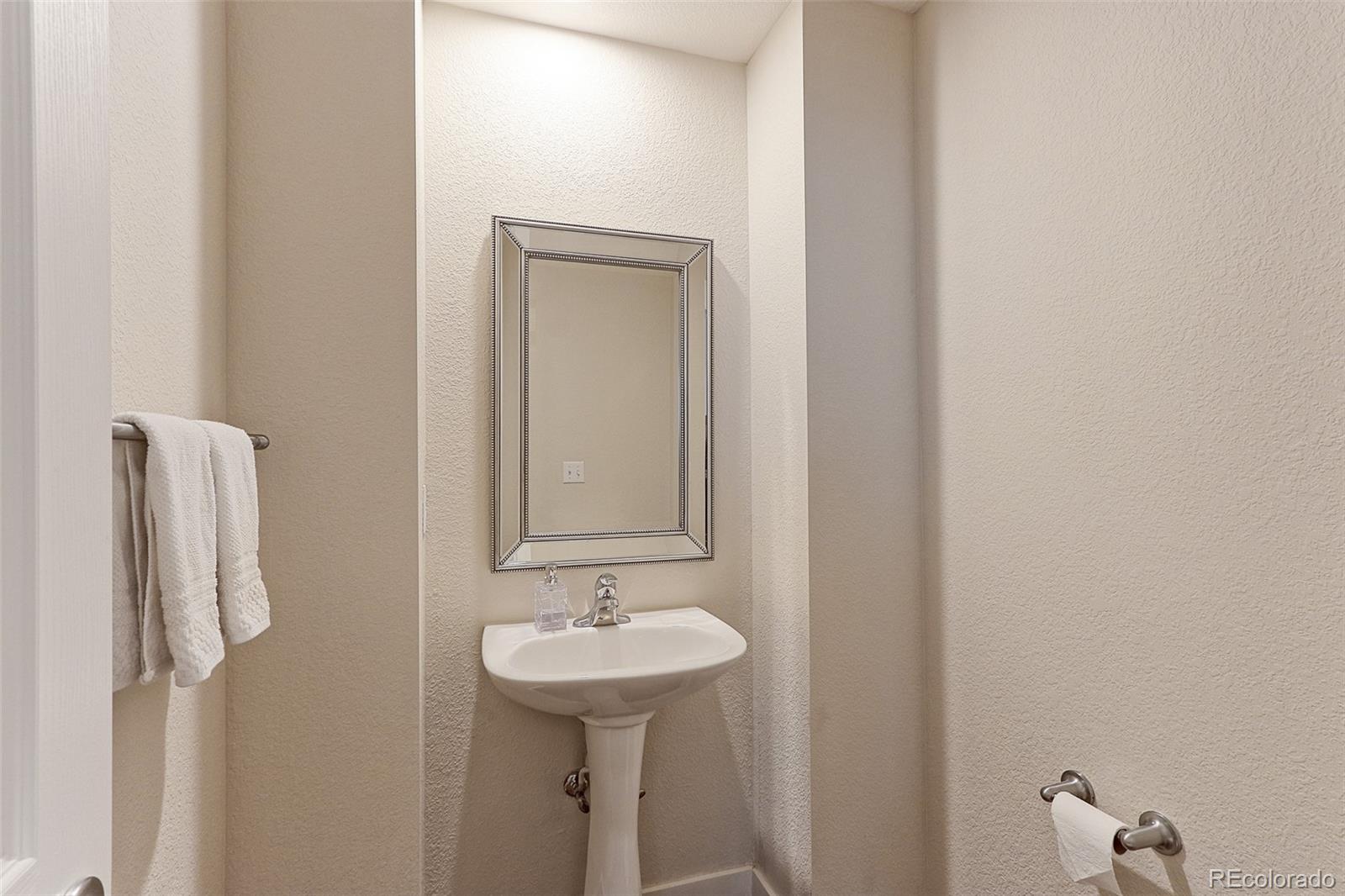 MLS Image #14 for 2550  winding river drive,broomfield, Colorado