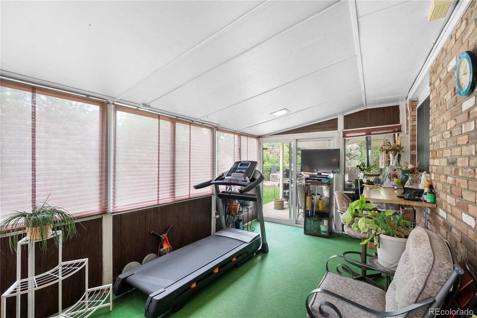 MLS Image #23 for 2647 s linden court,denver, Colorado