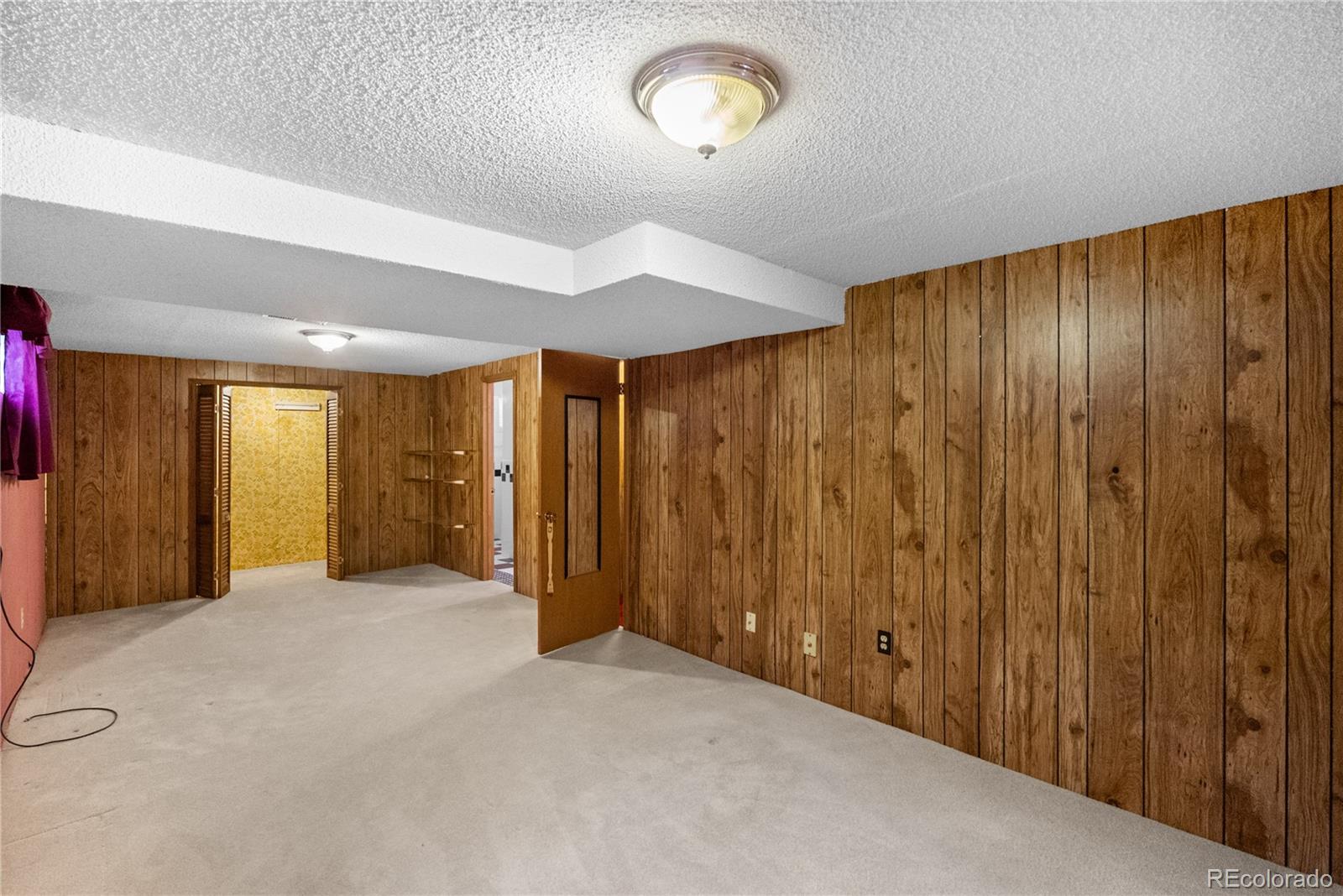 MLS Image #29 for 2647 s linden court,denver, Colorado