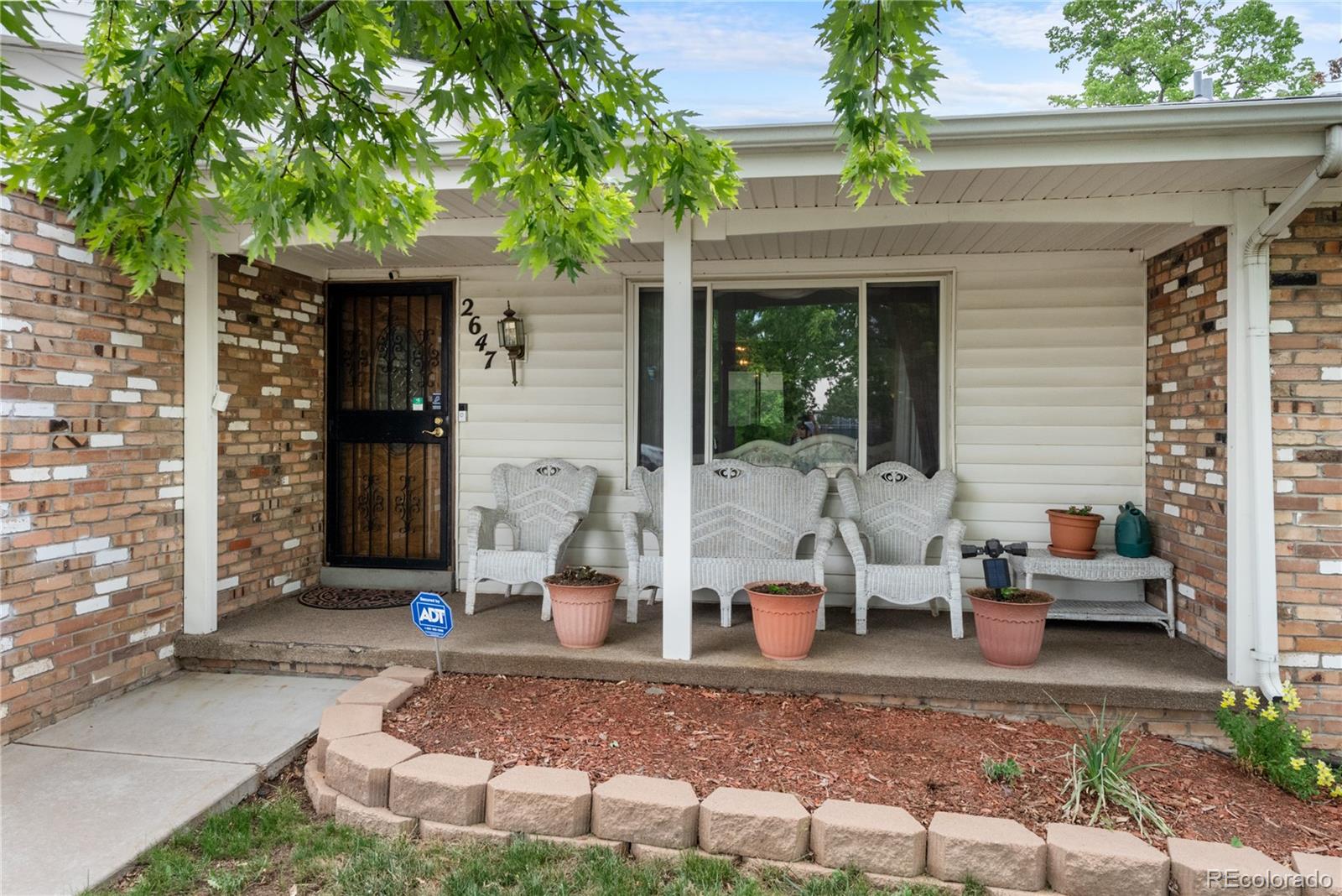 MLS Image #4 for 2647 s linden court,denver, Colorado