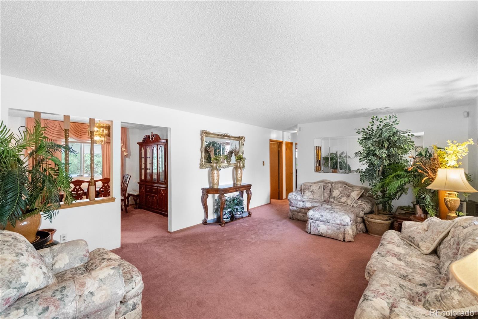 MLS Image #6 for 2647 s linden court,denver, Colorado