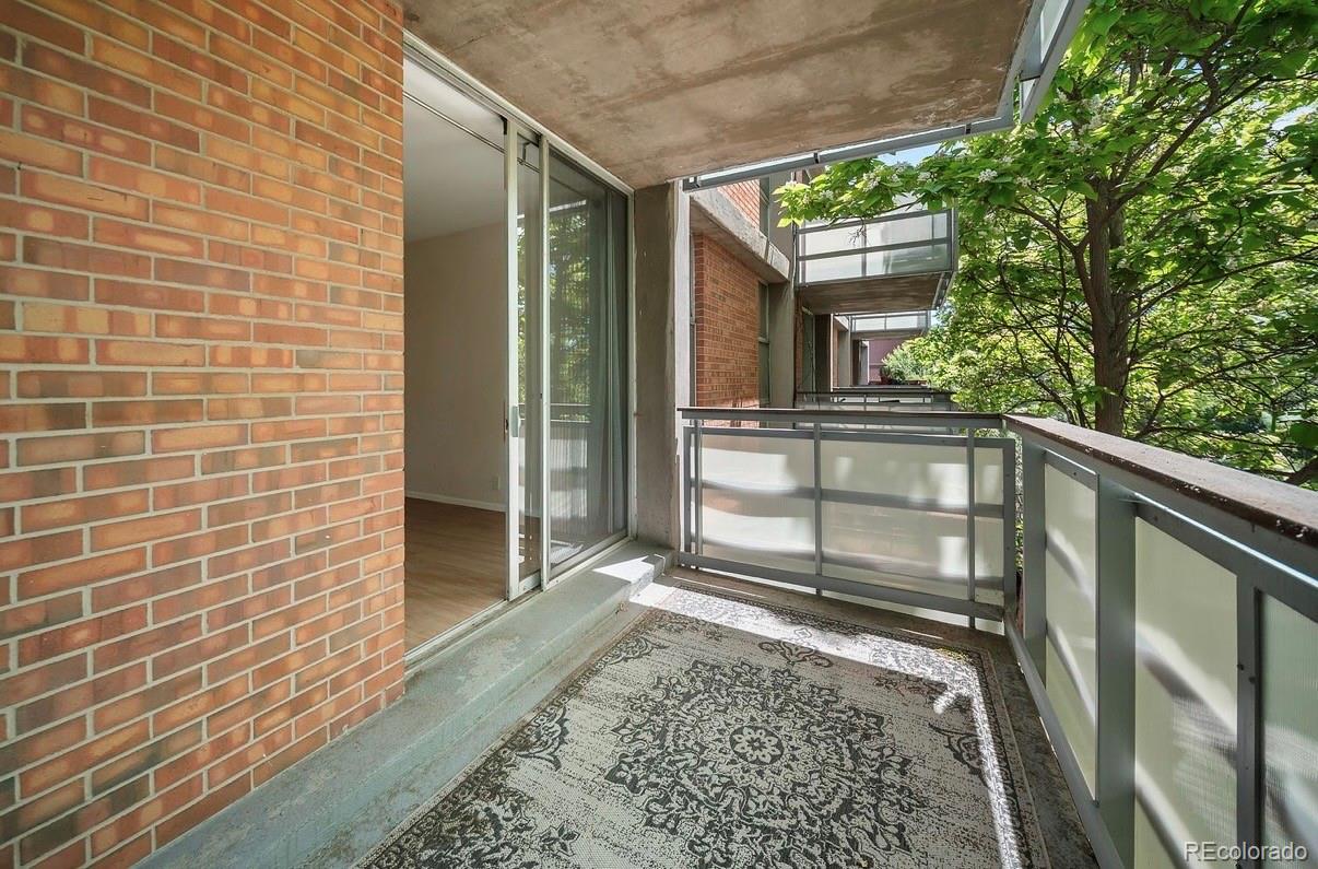 MLS Image #11 for 2500 s york street 312,denver, Colorado