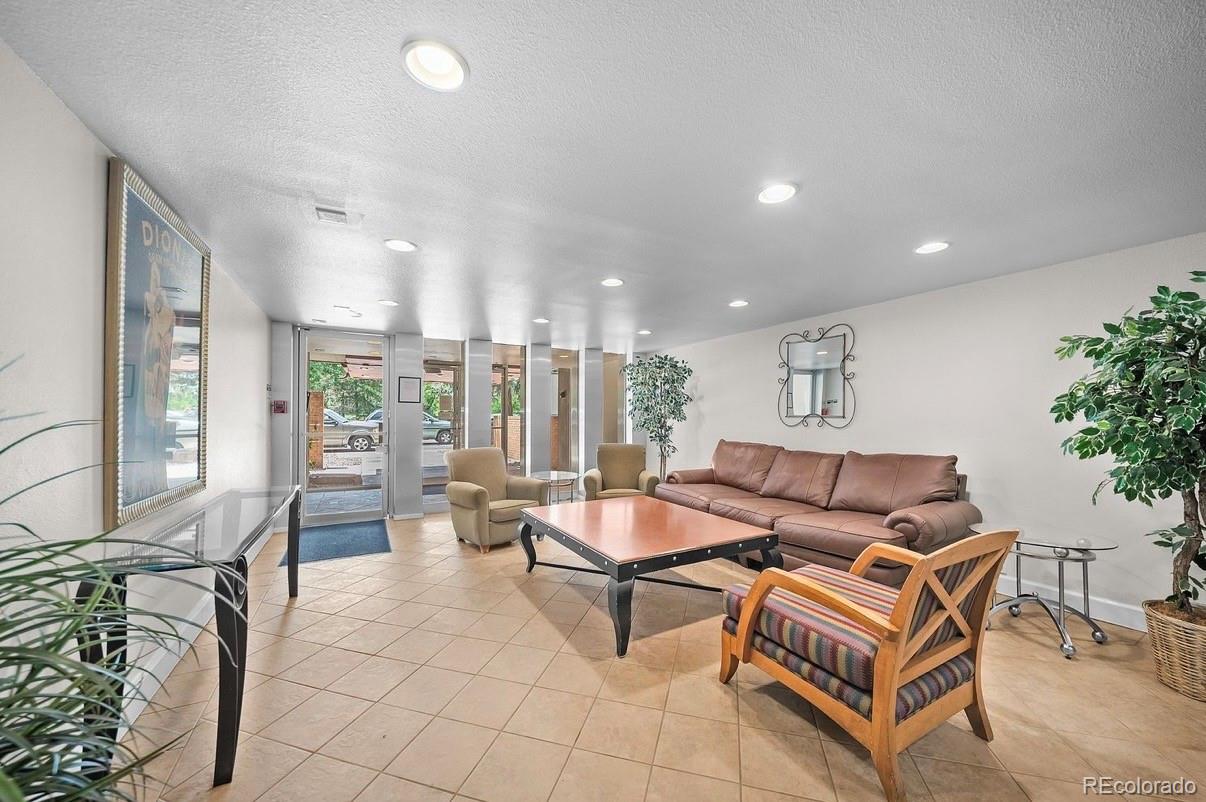 MLS Image #12 for 2500 s york street 312,denver, Colorado