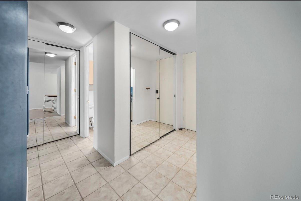 MLS Image #6 for 2500 s york street 312,denver, Colorado