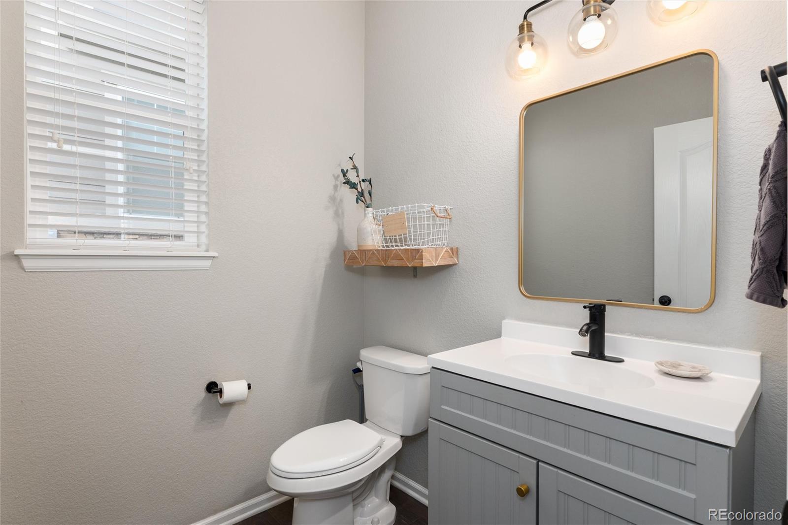 MLS Image #17 for 23910 e ontario place,aurora, Colorado