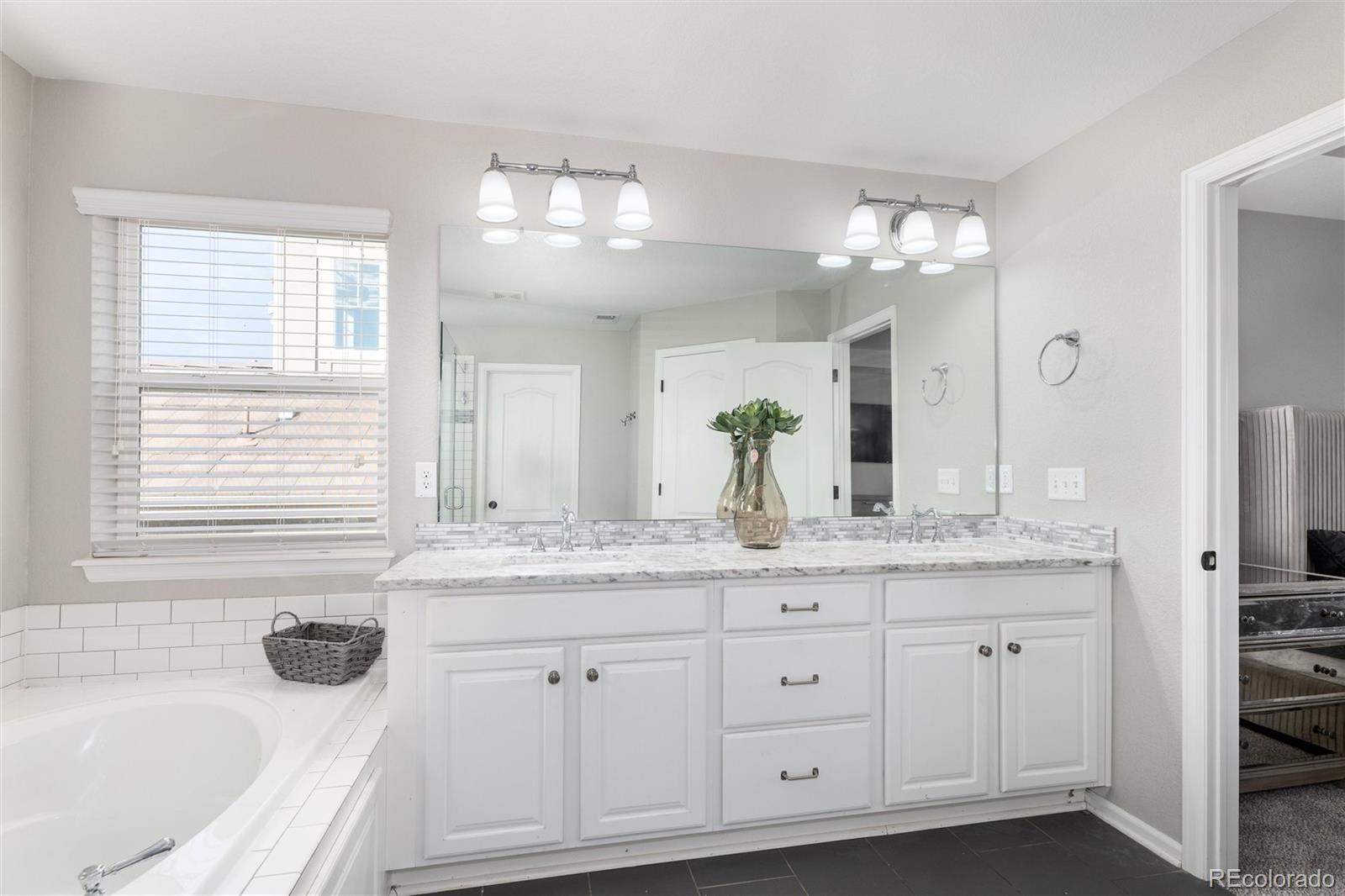 MLS Image #24 for 23910 e ontario place,aurora, Colorado