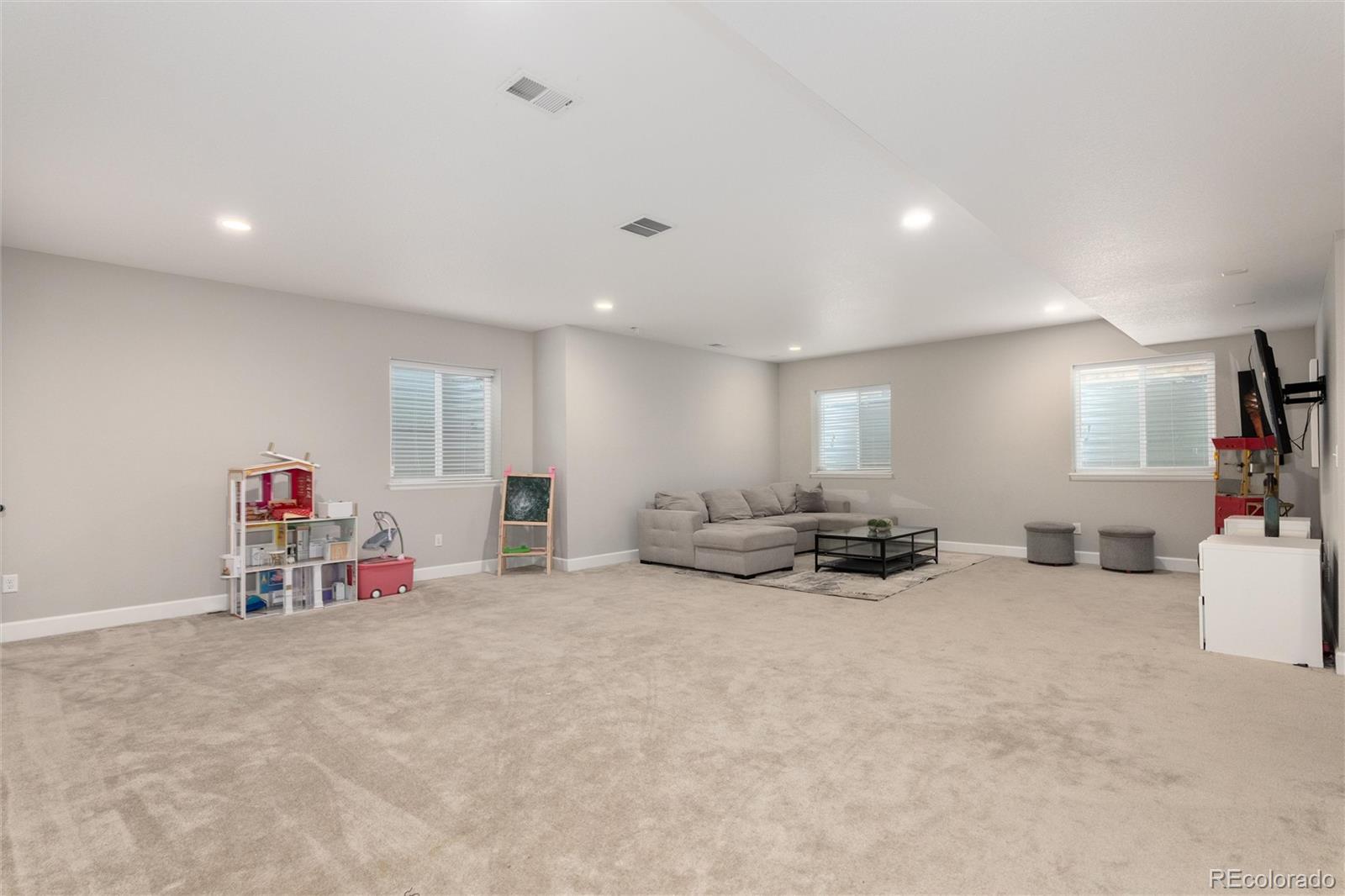 MLS Image #33 for 23910 e ontario place,aurora, Colorado