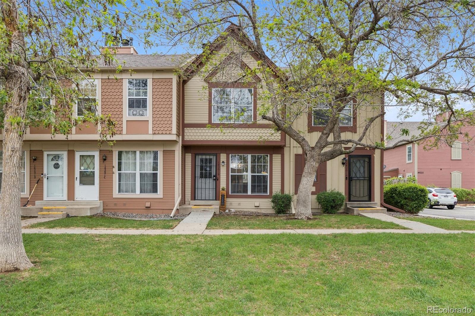 MLS Image #0 for 14201 e hawaii circle b,aurora, Colorado