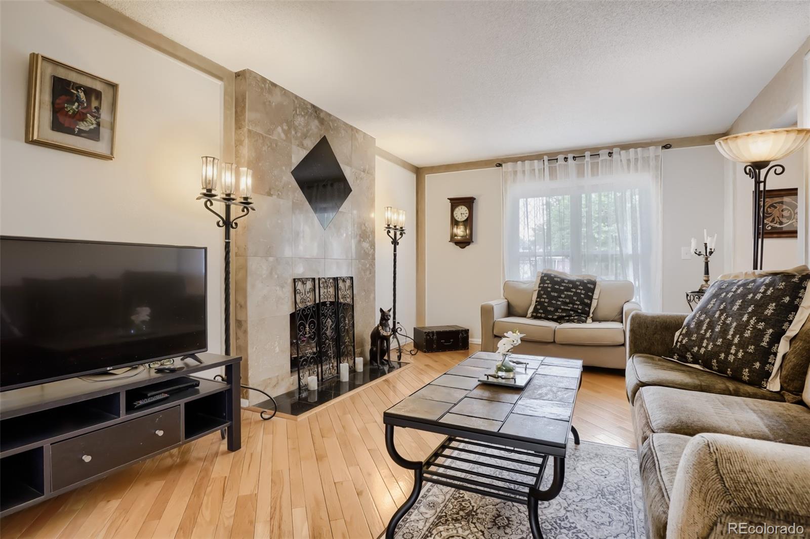MLS Image #4 for 1545 s vaughn circle,aurora, Colorado