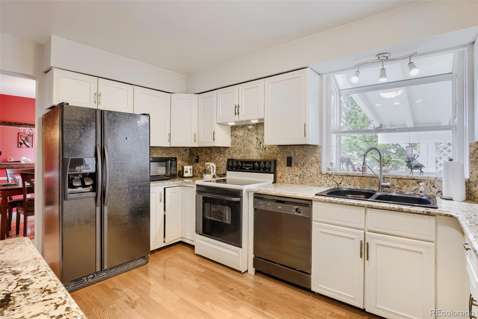 MLS Image #9 for 1545 s vaughn circle,aurora, Colorado