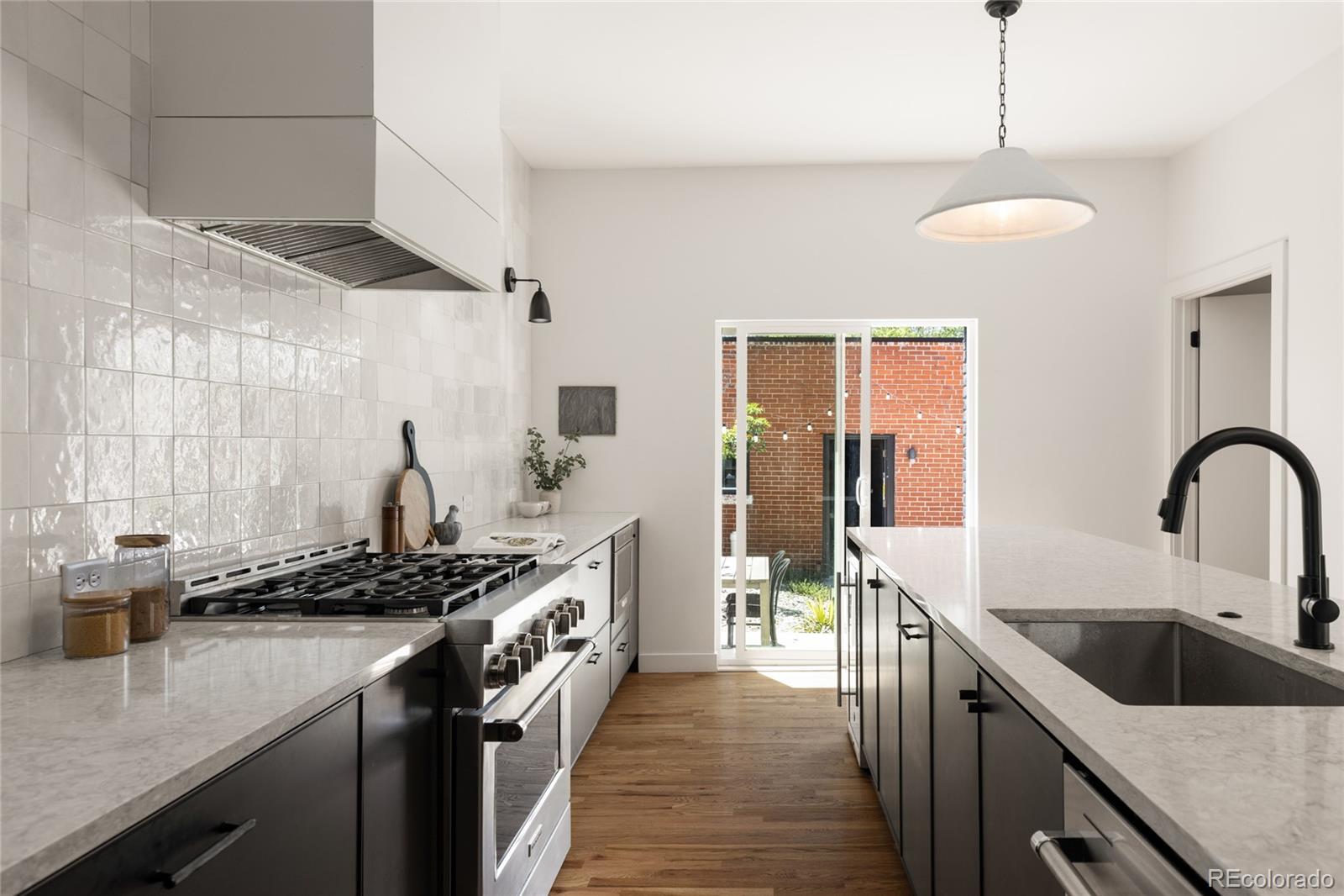MLS Image #3 for 534 w 4th avenue,denver, Colorado