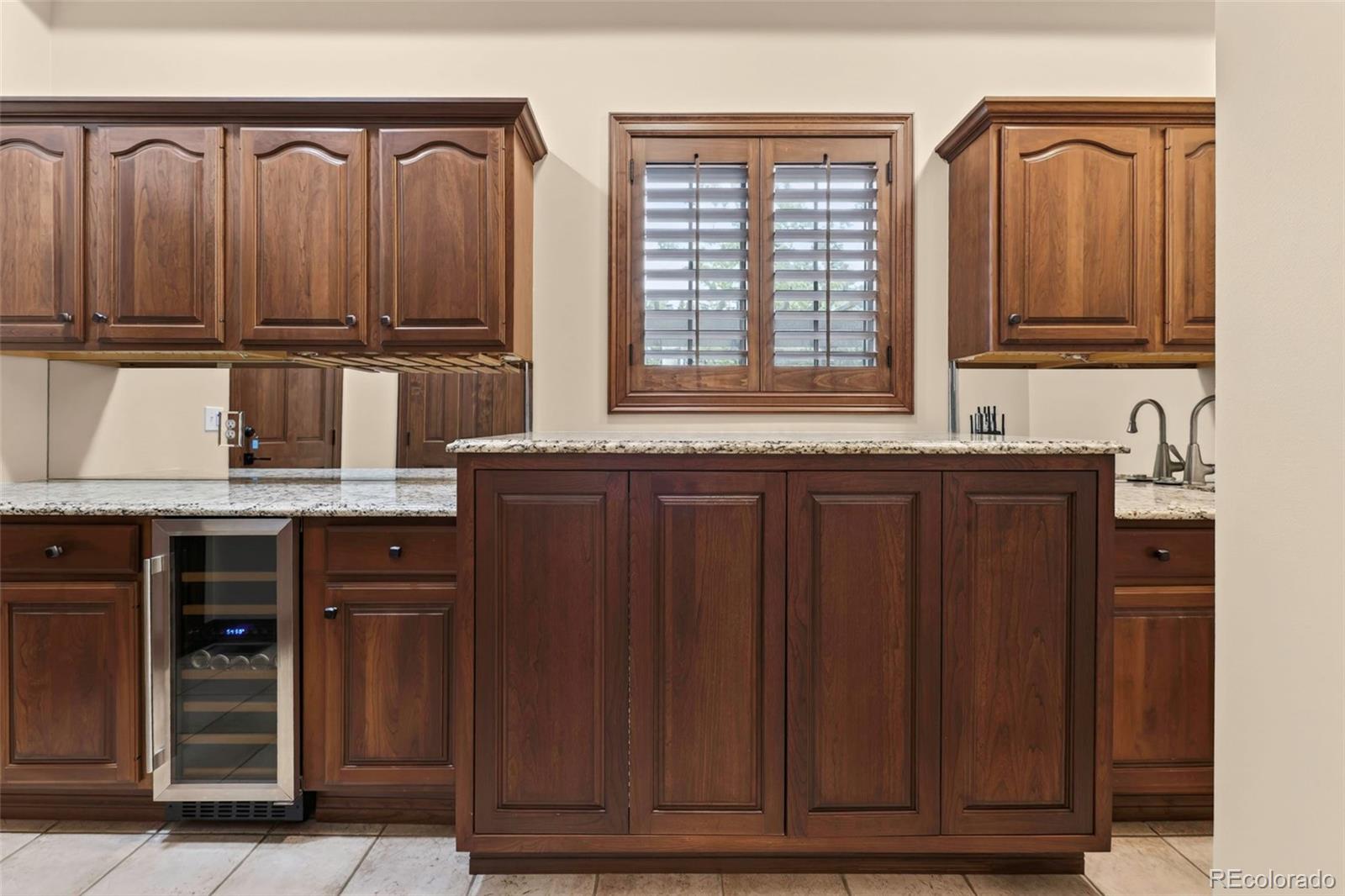 MLS Image #13 for 4101 e 2nd avenue,denver, Colorado