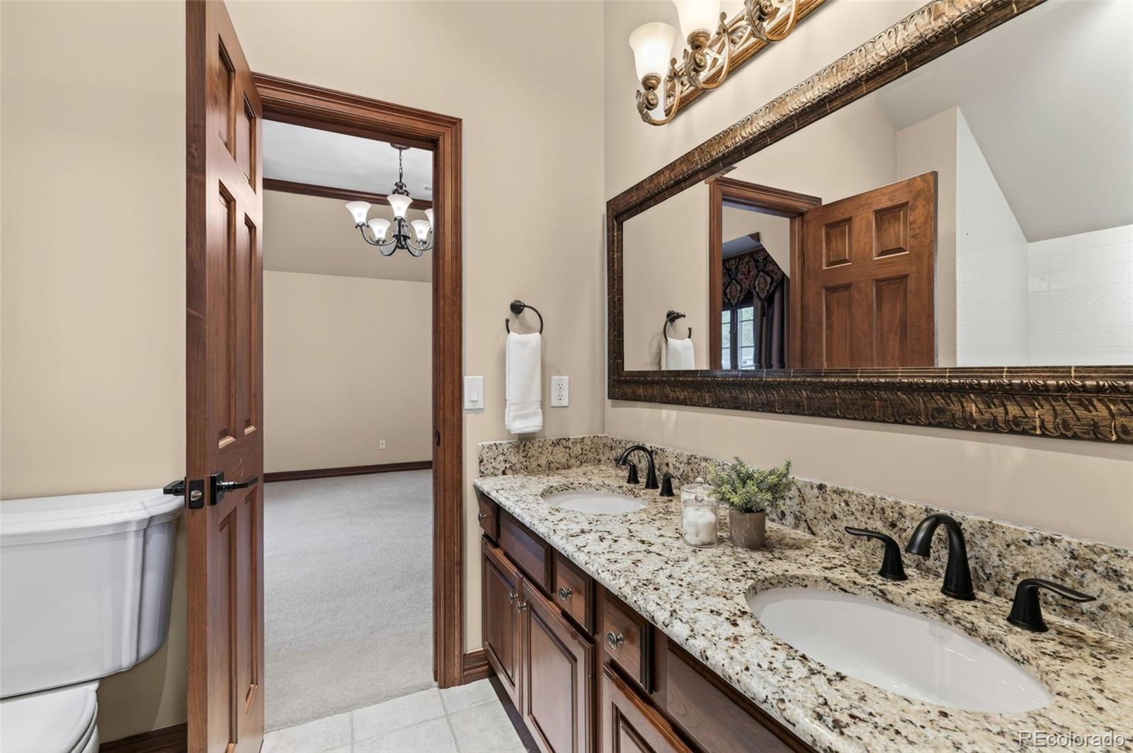 MLS Image #20 for 4101 e 2nd avenue,denver, Colorado