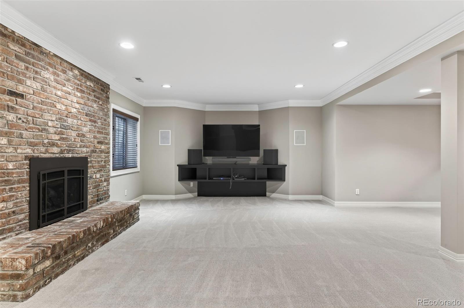 MLS Image #27 for 4101 e 2nd avenue,denver, Colorado