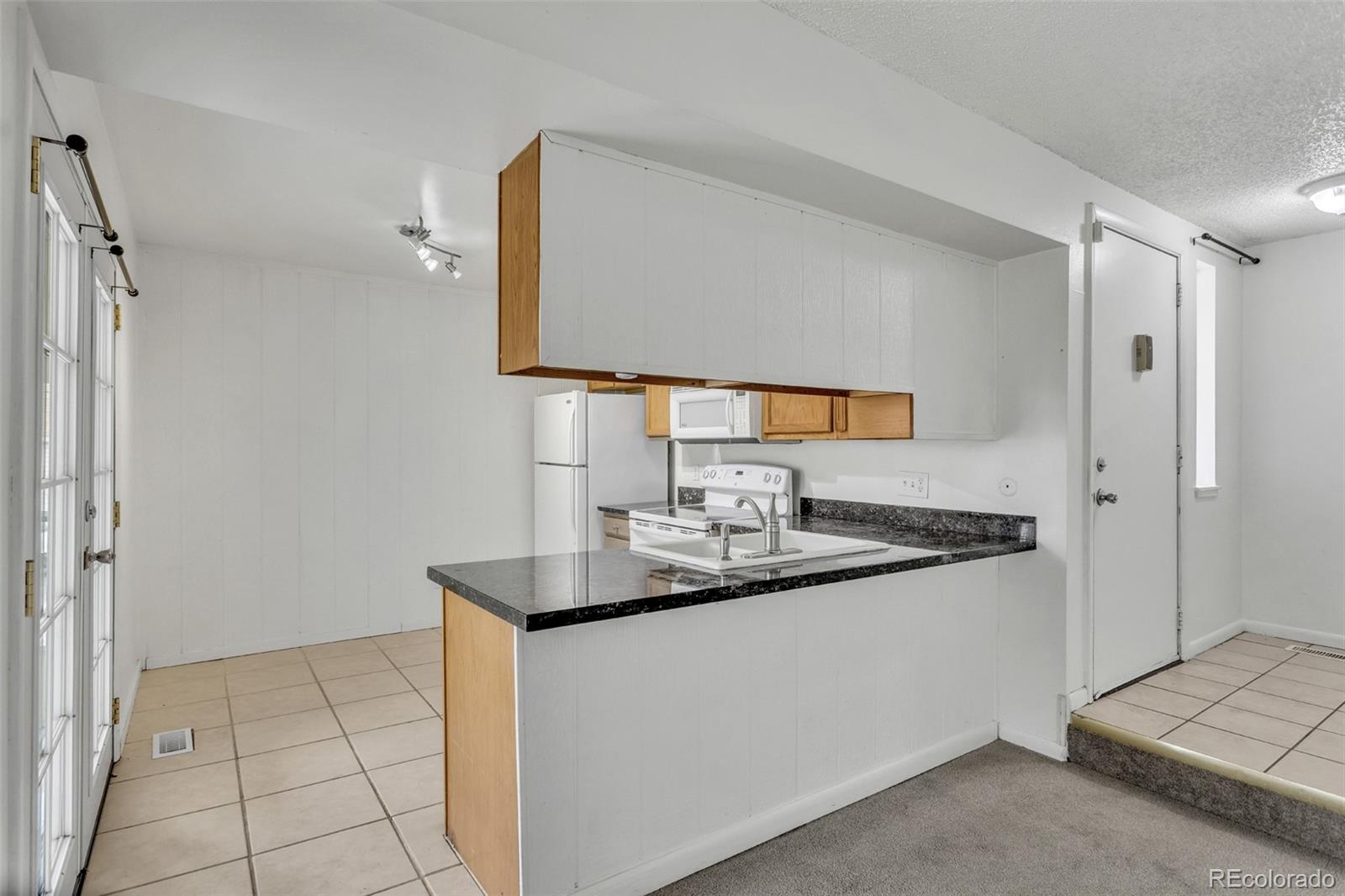 MLS Image #4 for 2471 s xanadu way,aurora, Colorado