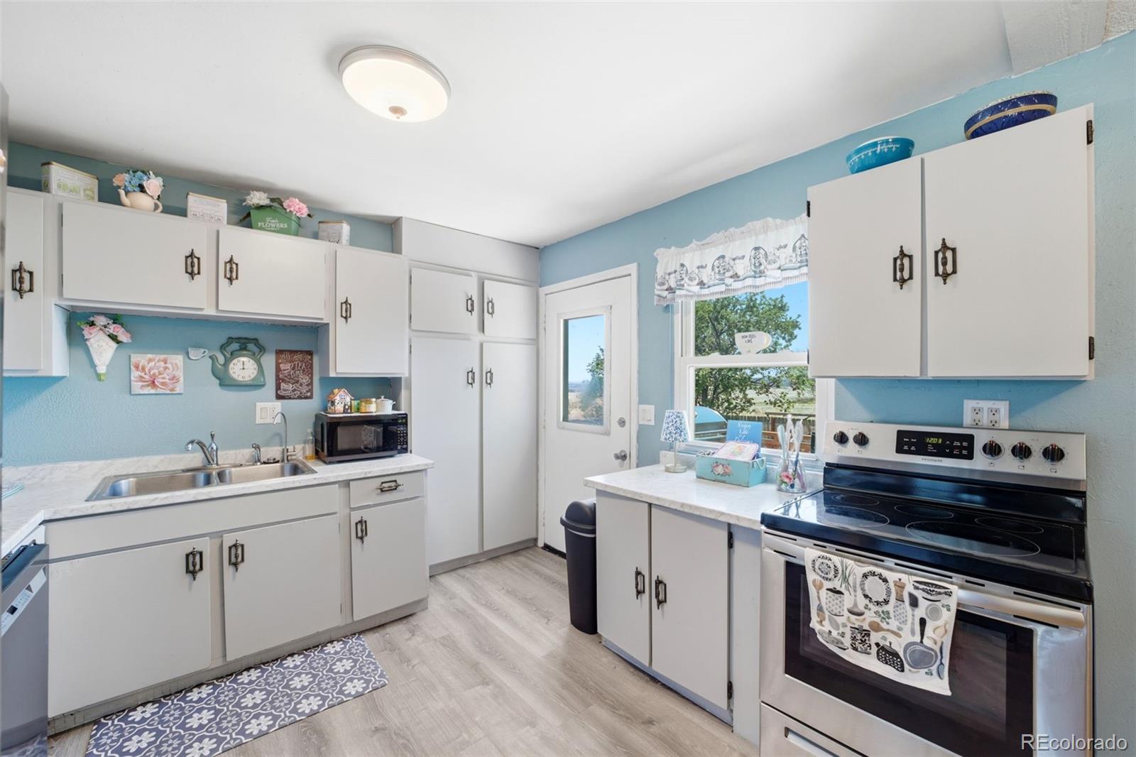 MLS Image #4 for 5158  isabella drive,colorado city, Colorado