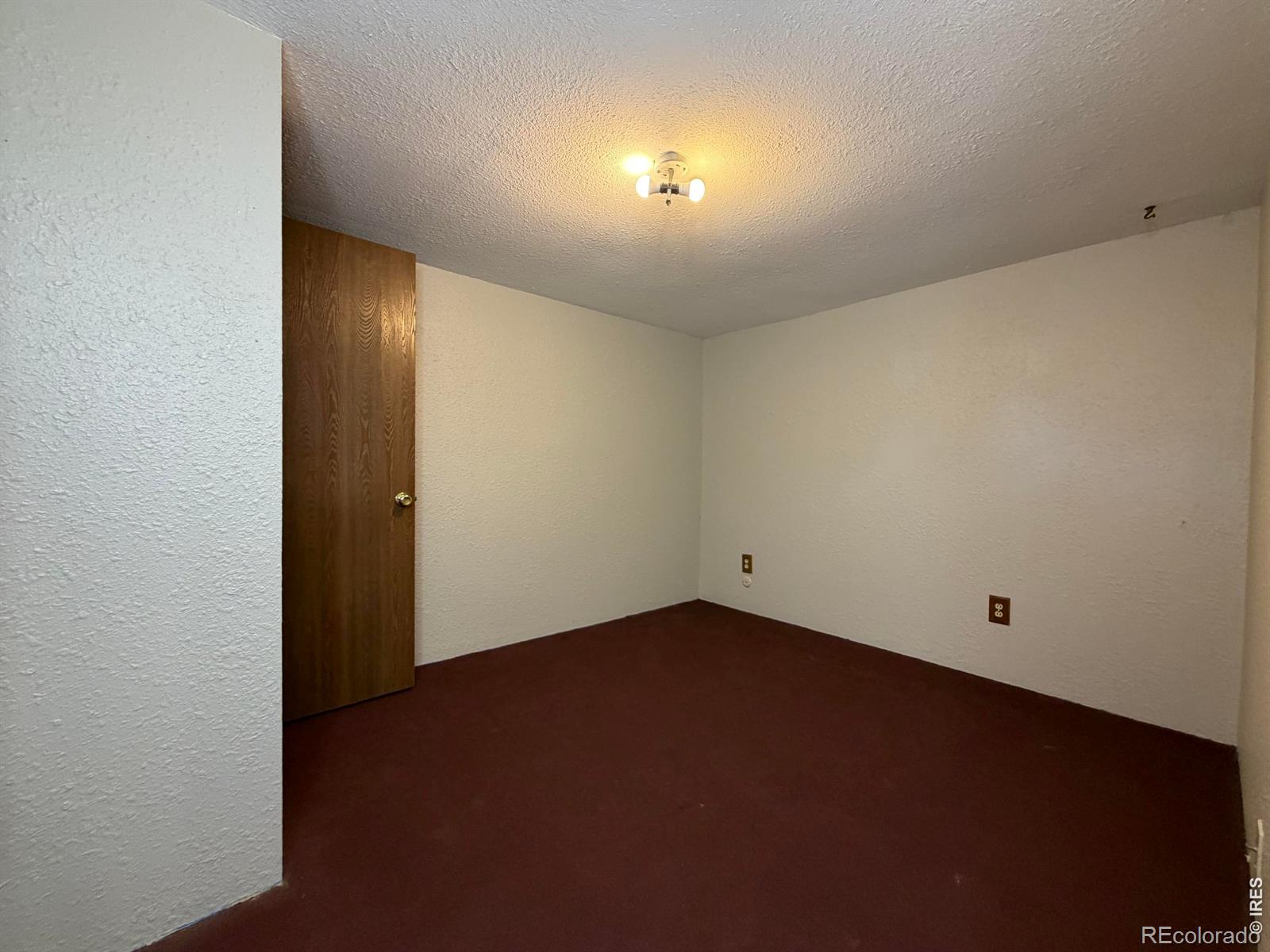 MLS Image #40 for 153  17th street,burlington, Colorado