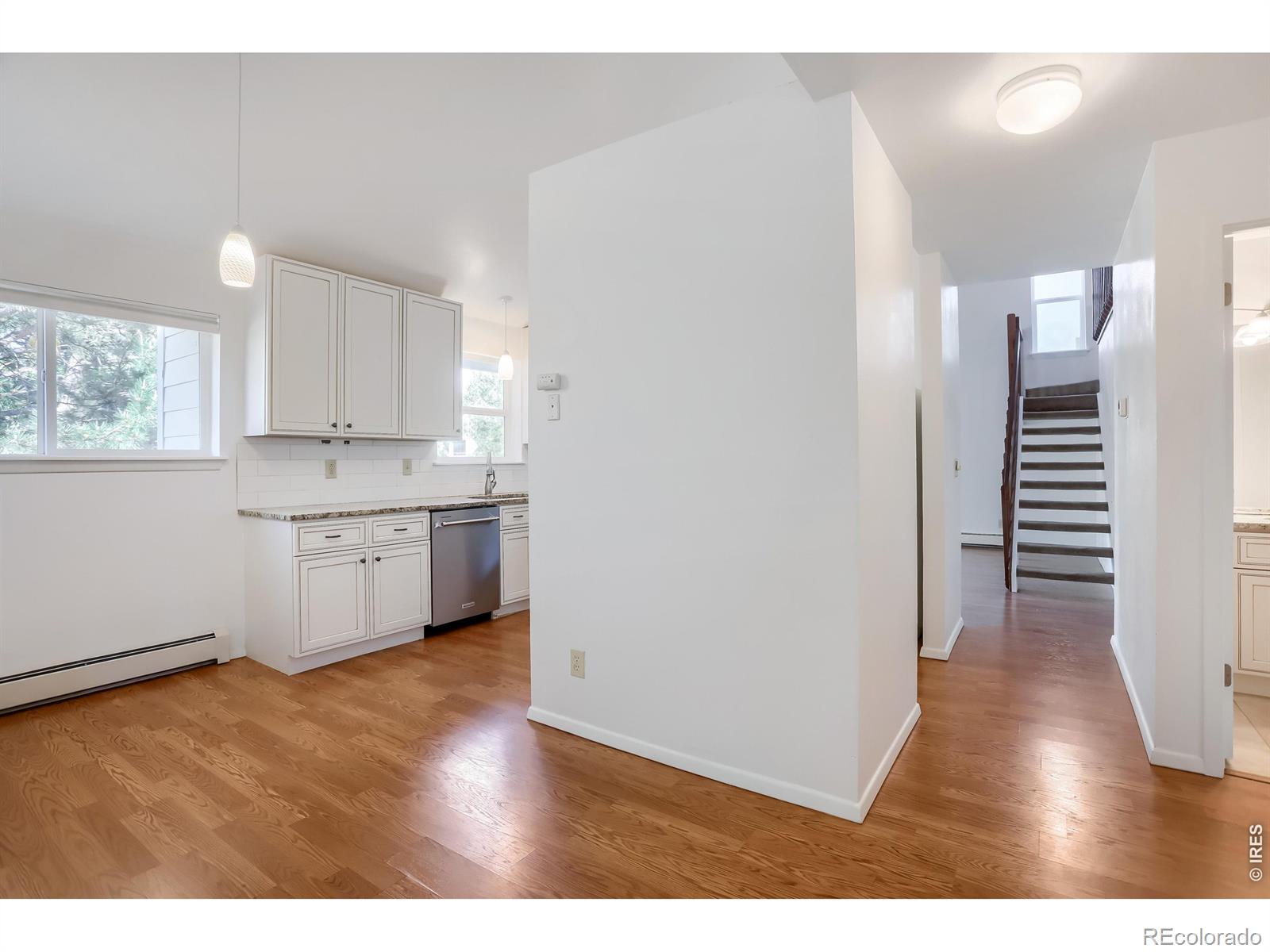 MLS Image #3 for 8011  countryside park,niwot, Colorado