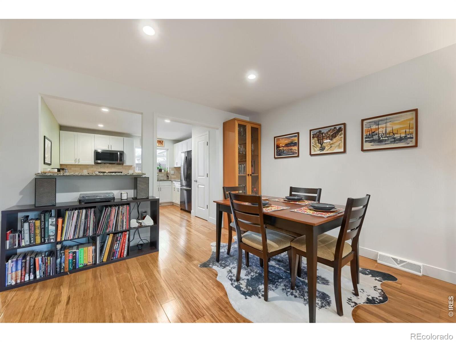 MLS Image #10 for 1546  greenbriar boulevard,boulder, Colorado