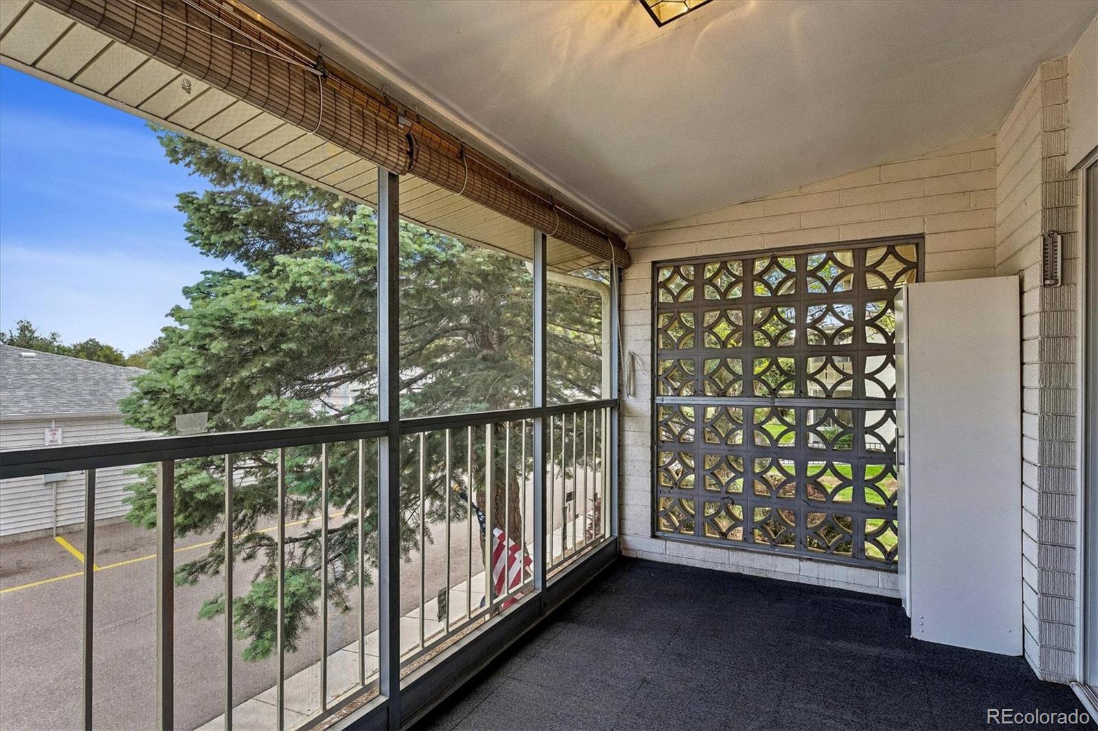 MLS Image #19 for 715 s clinton street,denver, Colorado