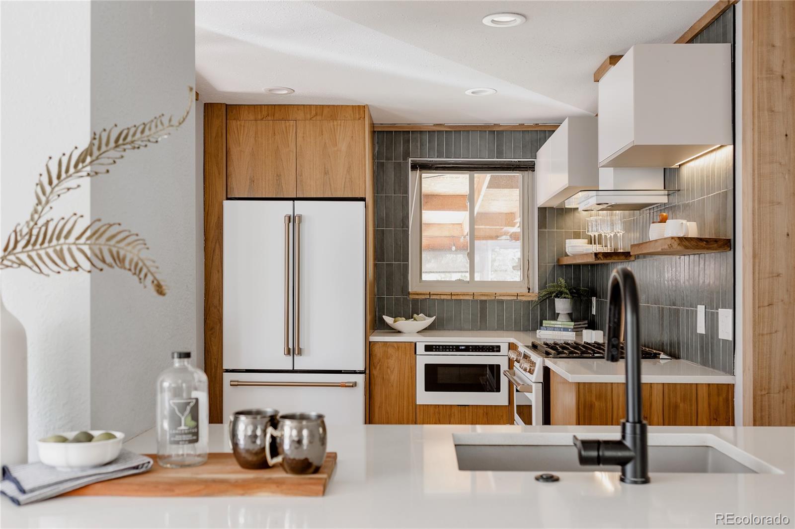MLS Image #13 for 3733  sheridan boulevard,wheat ridge, Colorado