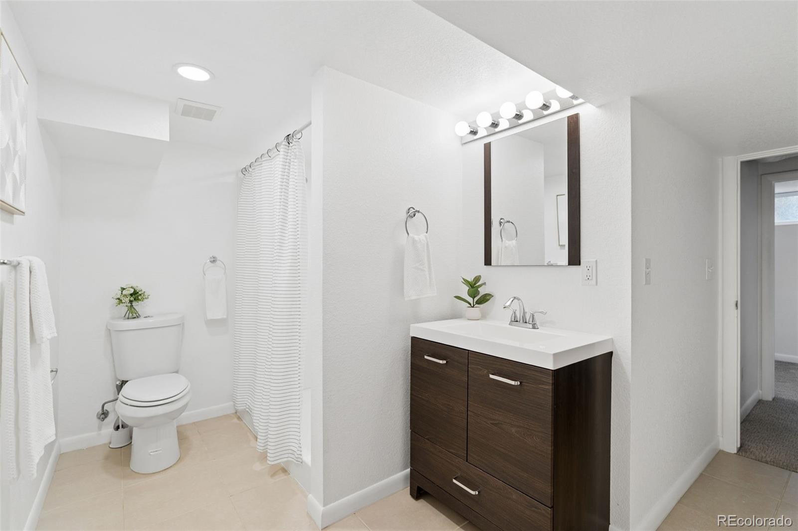 MLS Image #21 for 3045 n columbine street,denver, Colorado