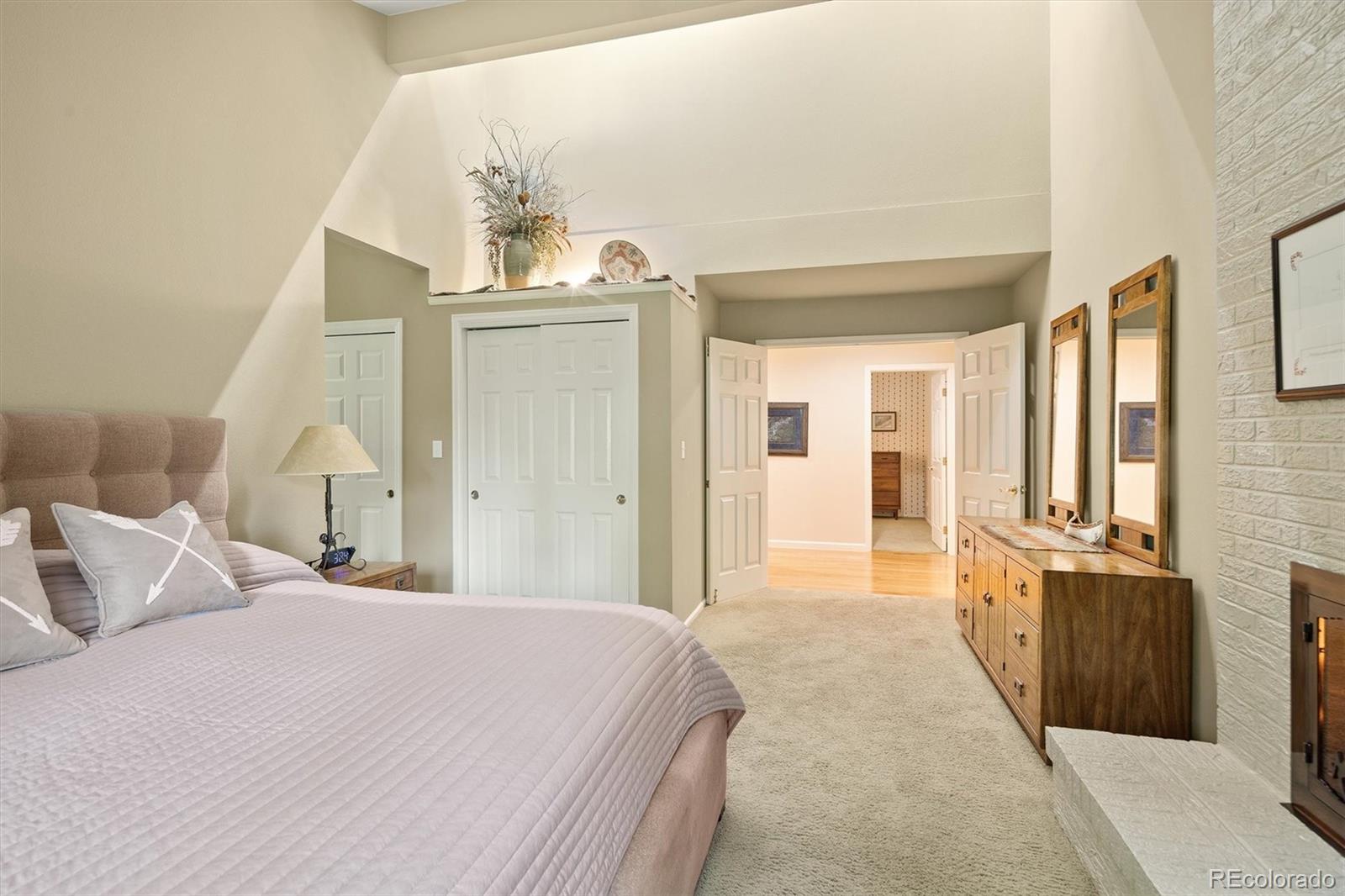 MLS Image #23 for 9561 e lake circle,greenwood village, Colorado