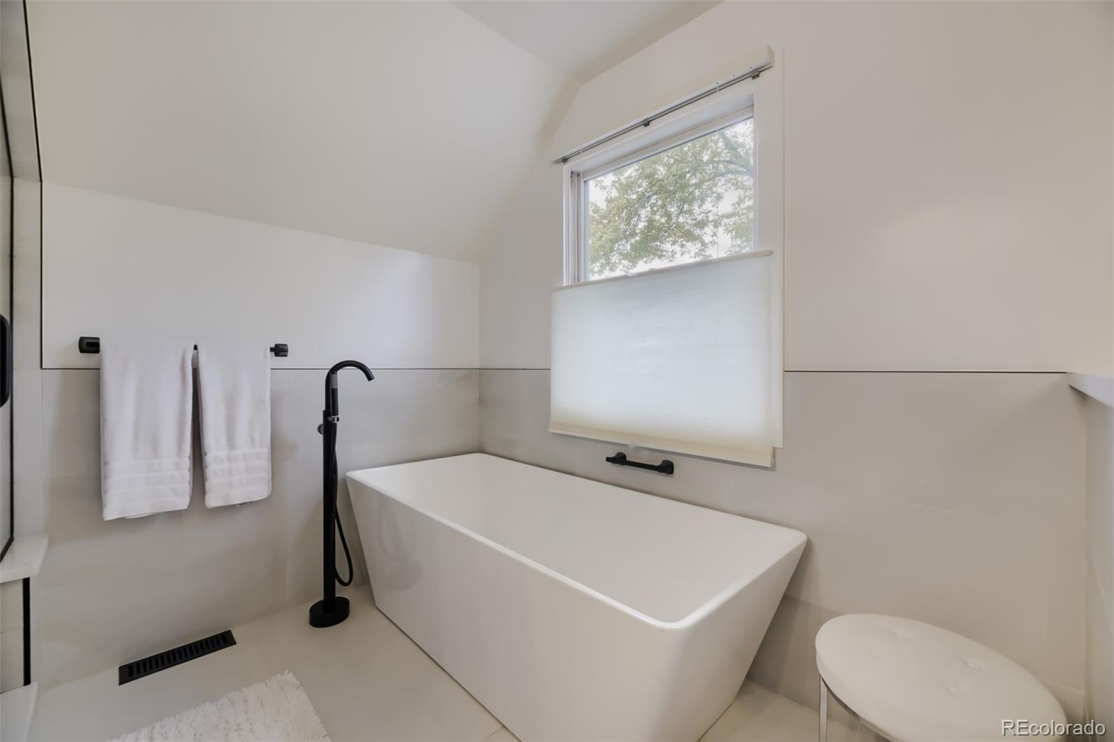 MLS Image #24 for 12469 e harvard drive,aurora, Colorado