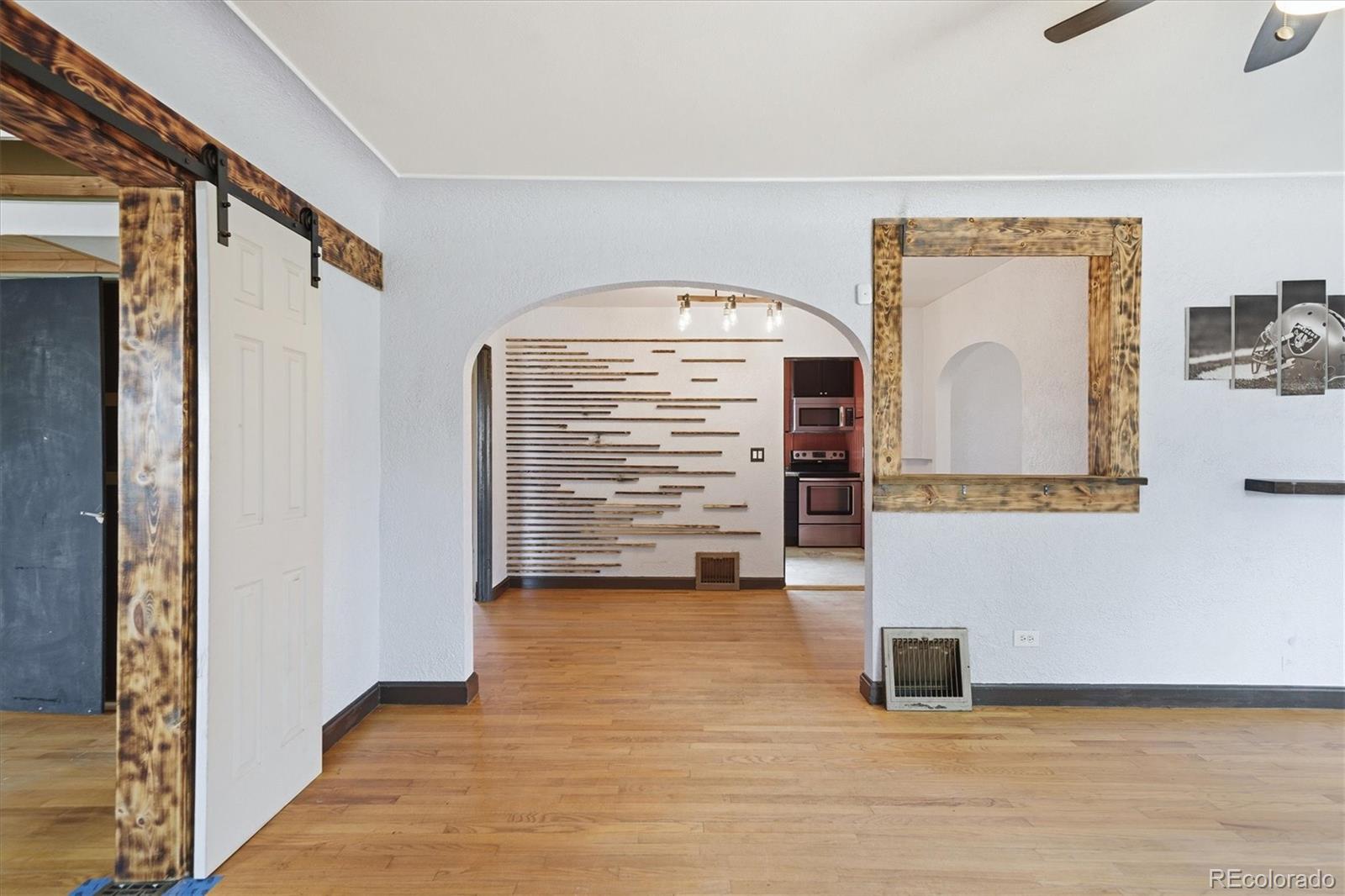 MLS Image #10 for 310 s clay street,denver, Colorado
