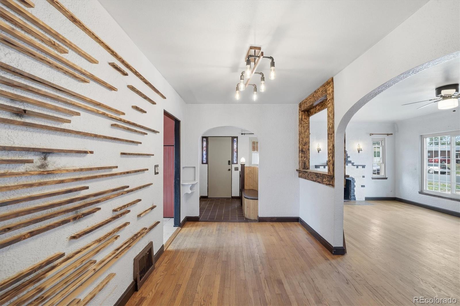 MLS Image #14 for 310 s clay street,denver, Colorado