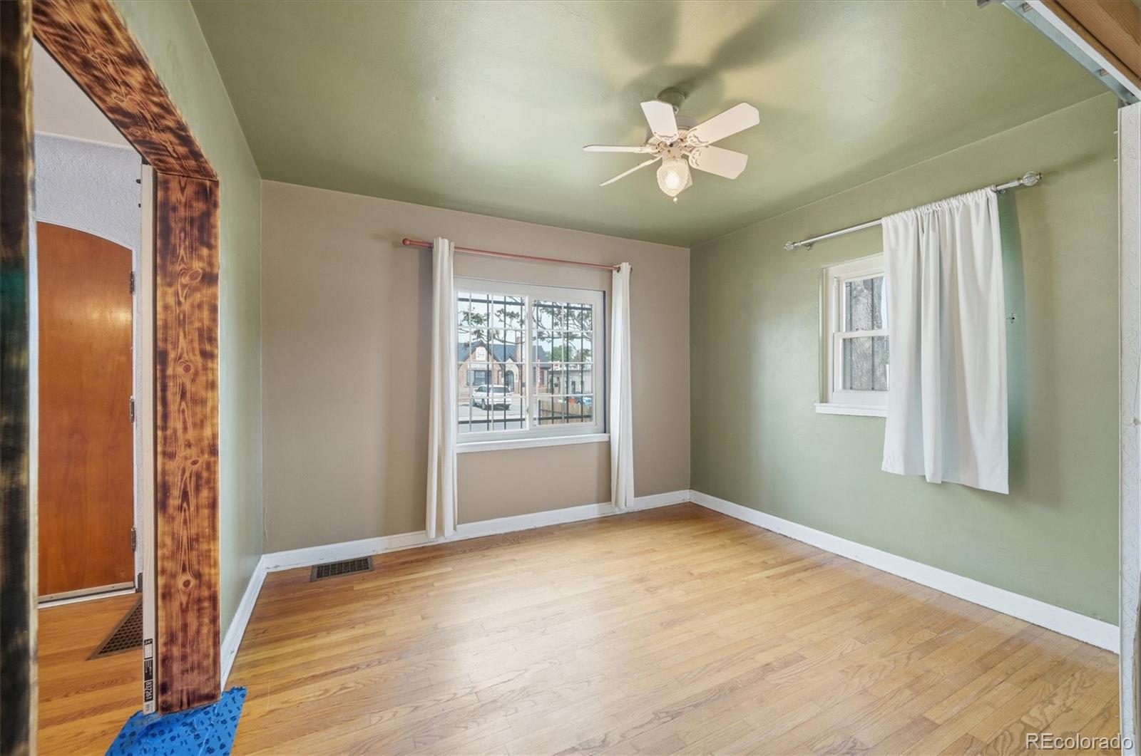 MLS Image #20 for 310 s clay street,denver, Colorado