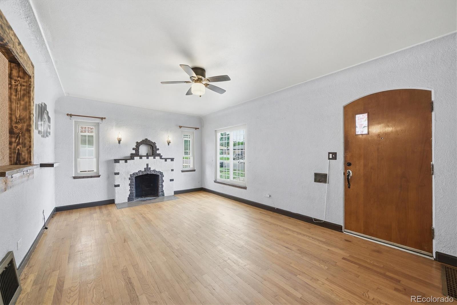 MLS Image #8 for 310 s clay street,denver, Colorado