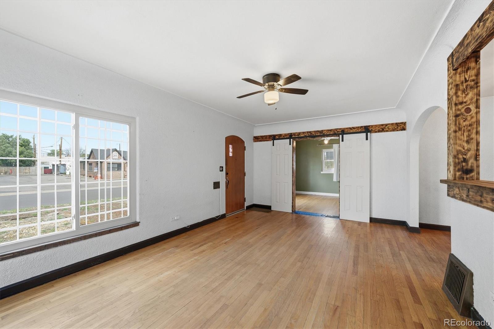 MLS Image #9 for 310 s clay street,denver, Colorado
