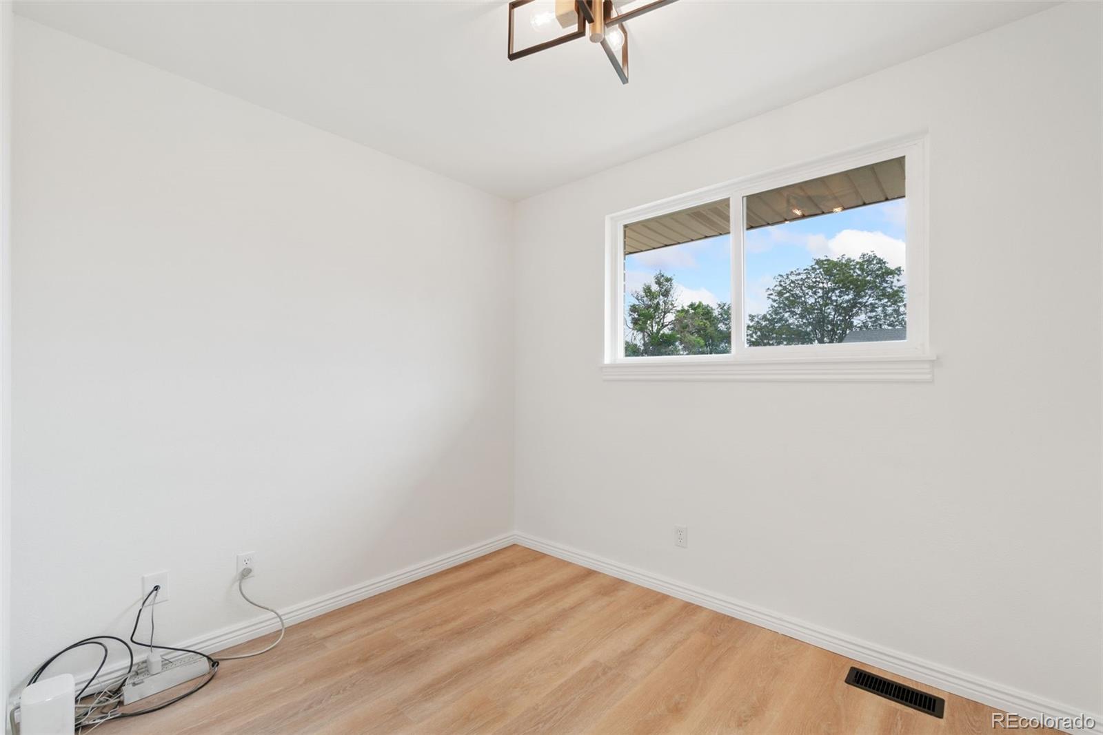 MLS Image #28 for 8369  cherokee street,denver, Colorado