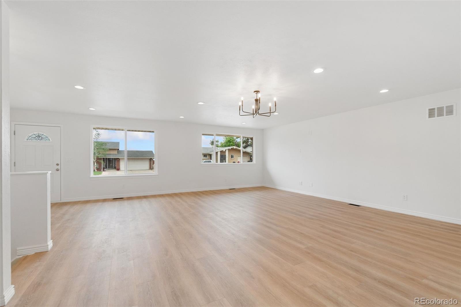 MLS Image #8 for 8369  cherokee street,denver, Colorado