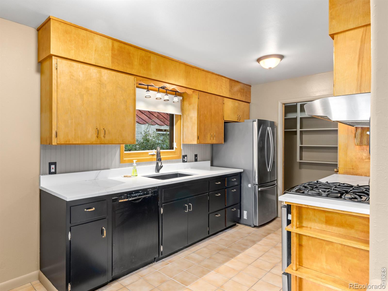 MLS Image #11 for 414 w 13th street,loveland, Colorado