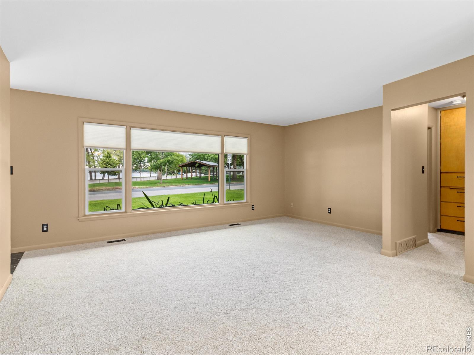 MLS Image #3 for 414 w 13th street,loveland, Colorado