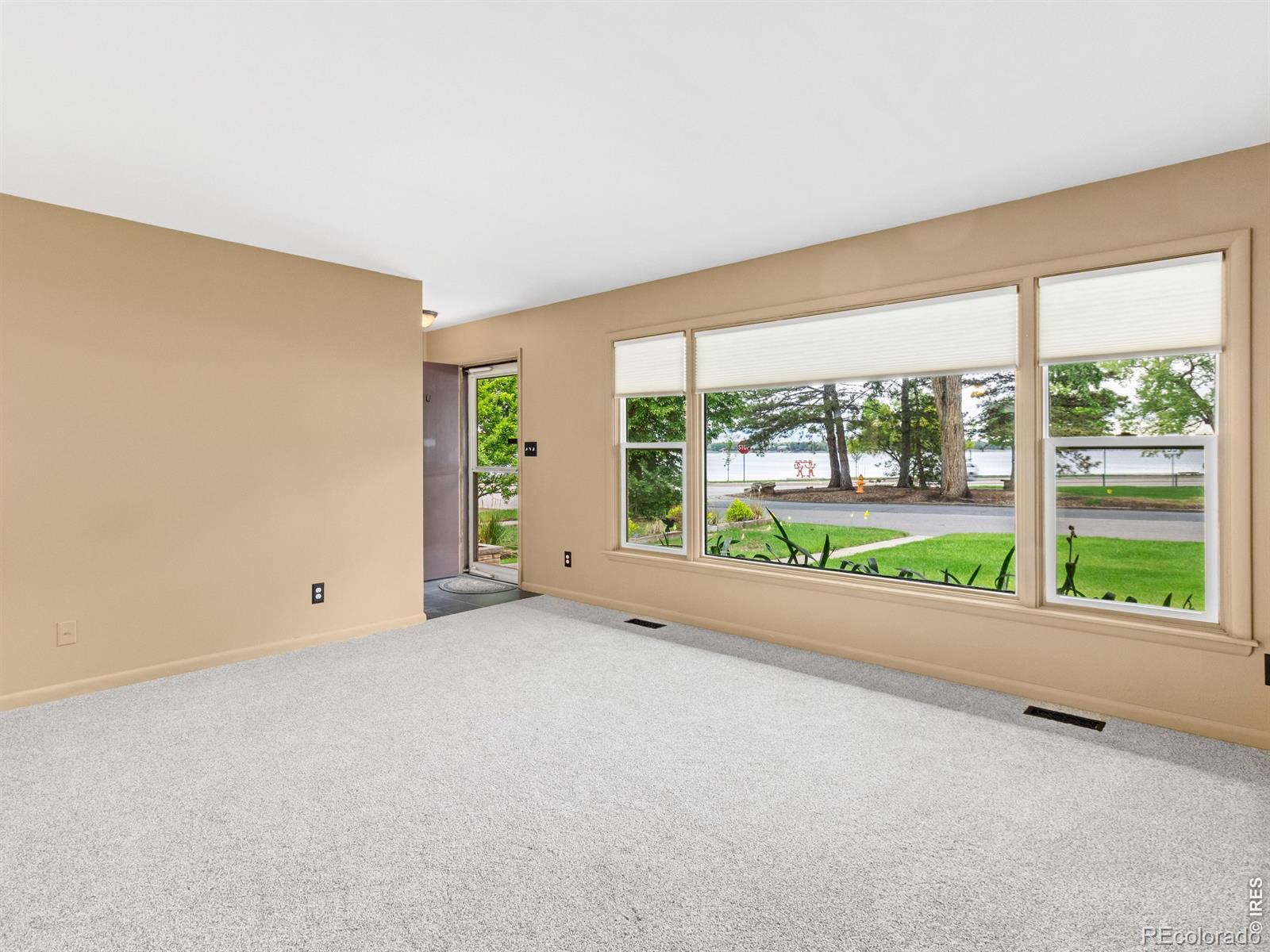 MLS Image #4 for 414 w 13th street,loveland, Colorado