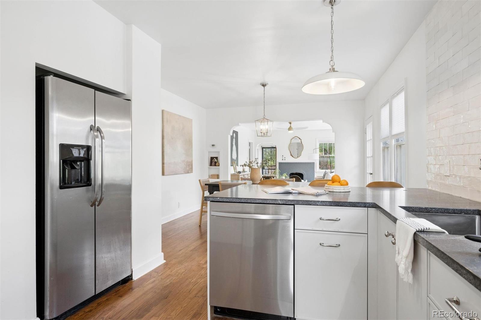 MLS Image #11 for 700 s york street,denver, Colorado