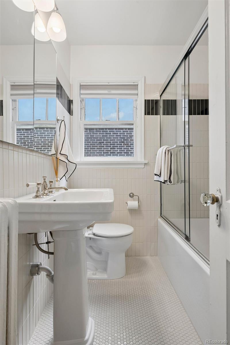 MLS Image #20 for 700 s york street,denver, Colorado