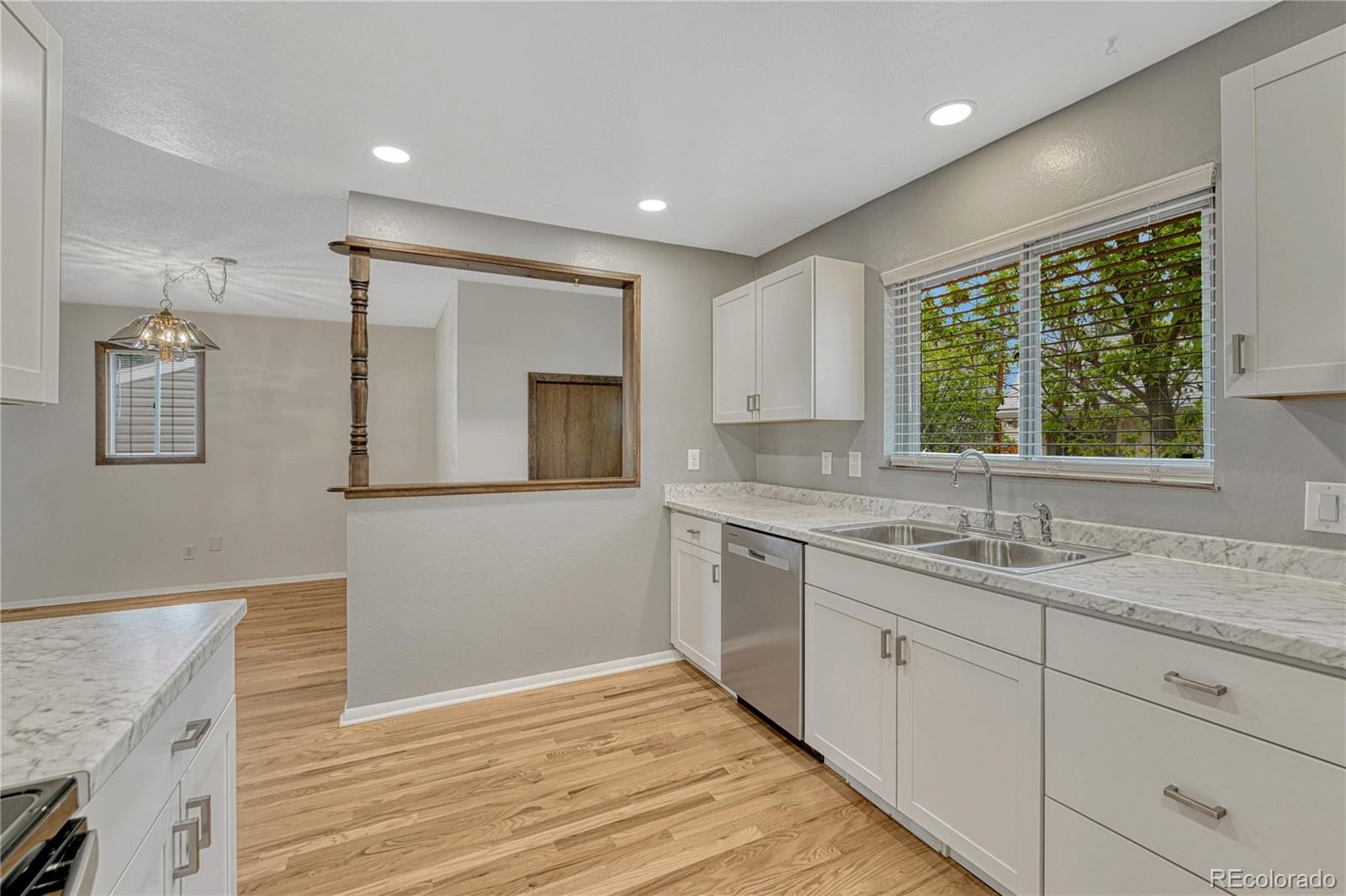 MLS Image #8 for 408  scranton street,aurora, Colorado