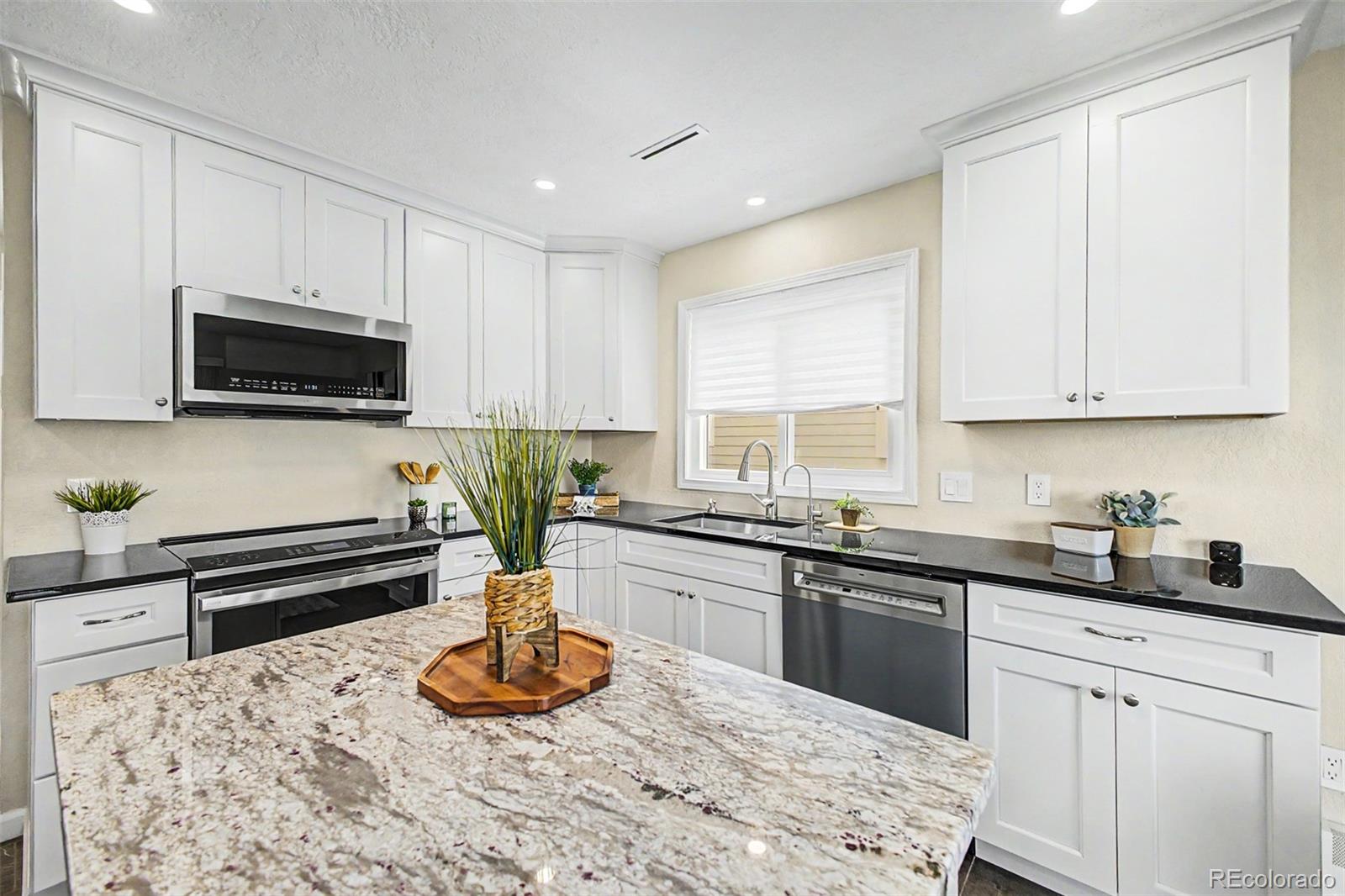 MLS Image #11 for 204  summit trail,broomfield, Colorado